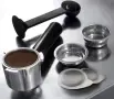 Кафемашина с ръкохватка Делонги DeLonghi Dedica EC685W Бяла, снимка 4