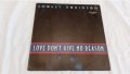 Smokey Robinson – Love Don't Give No Reason