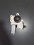 Мотор за стъкло на предна лява врата Bosch за Opel Vectra C (2005) 0130822011, снимка 1