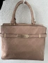Розова чанта на Guess, снимка 1