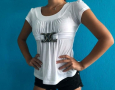 Дамска бяла блуза с къс ръкав в размер XS-S, снимка 1 - Тениски - 32062715