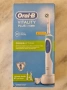 Електрическата четка за зъби Oral-B Vitality Plus CrossAction, снимка 1