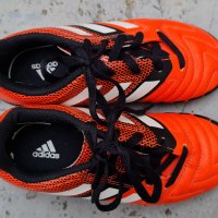 Adidas футболни обувки 30 номер, снимка 4 - Детски маратонки - 30647831