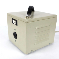 Немски конвертор преобразовател ELTRA 220V-110V / 750W, снимка 2 - Друга електроника - 44529298