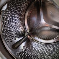 AEG пералня със сушилня термопомпа 9/6 кг, снимка 9 - Перални - 42764414