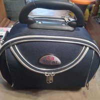 Дамска чанта - куфарче, снимка 2 - Чанти - 42135833
