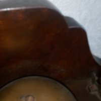 Часовник с дървен корпус и месингови орнаменти, снимка 8 - Антикварни и старинни предмети - 29869050