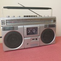 Vintage HITACHI TRK-7400E, снимка 1 - Радиокасетофони, транзистори - 36700807