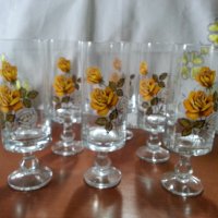 Ретро стъклени чаши , снимка 1 - Антикварни и старинни предмети - 40780674