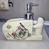 Поставка за течен сапун,гъба и четка, снимка 1 - Органайзери - 40842987