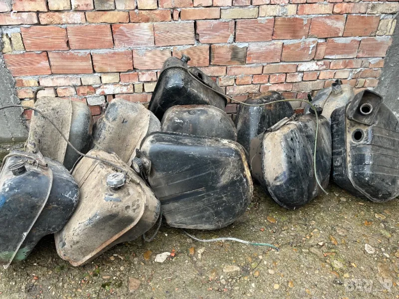 Резервоари Лада Жигули 2101.21011.21013.2102.2103.2104.2105.2106.2107.2121/21213Lada, снимка 1