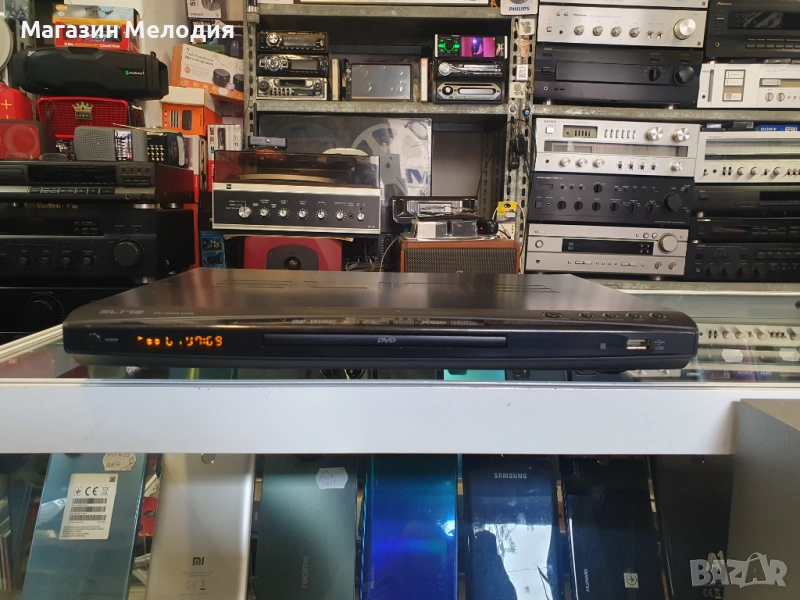 ДВД / DVD Elite PV-4000USB Работи, добър външен вид. Има USB. Няма дистанционно., снимка 1