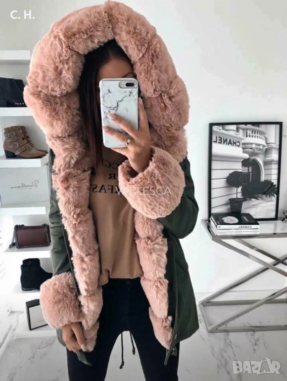 Дамска парка с пух, снимка 1