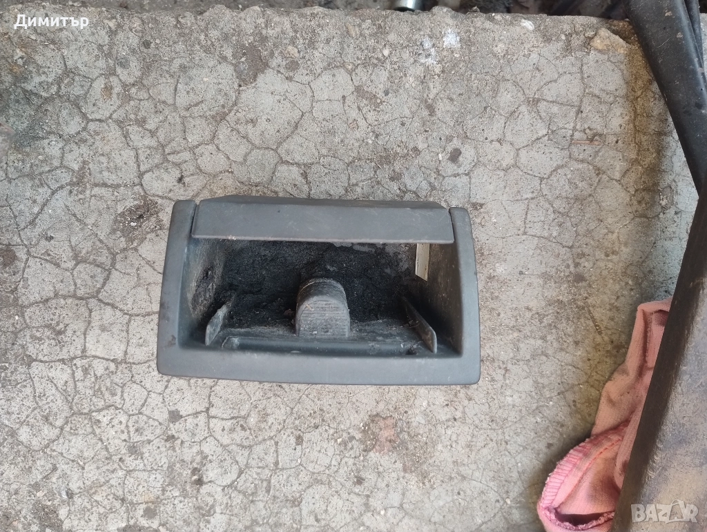 Пепелник За Фиат Пунто 1997г / Fiat Punto 1997y, снимка 1