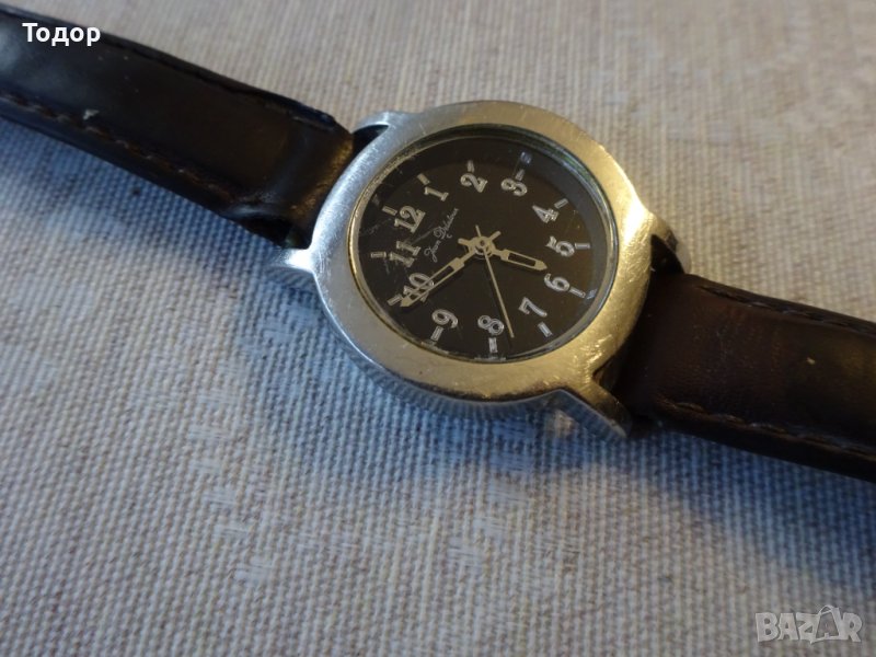 Френски дамски часовник Jean Delatour, употребяван, работи, с нова батерия, снимка 1