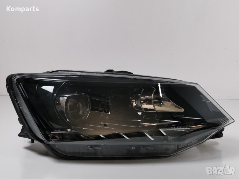 Оригинален десен фар за Skoda Fabia 6V1941016B 2015 г., снимка 1