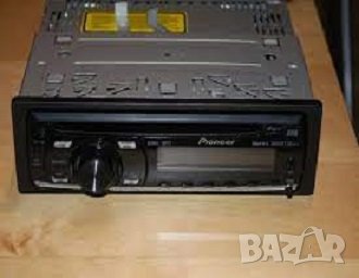 Радио CD player за кола PIONEER 4x50W MOS-FET c AUX. , снимка 1