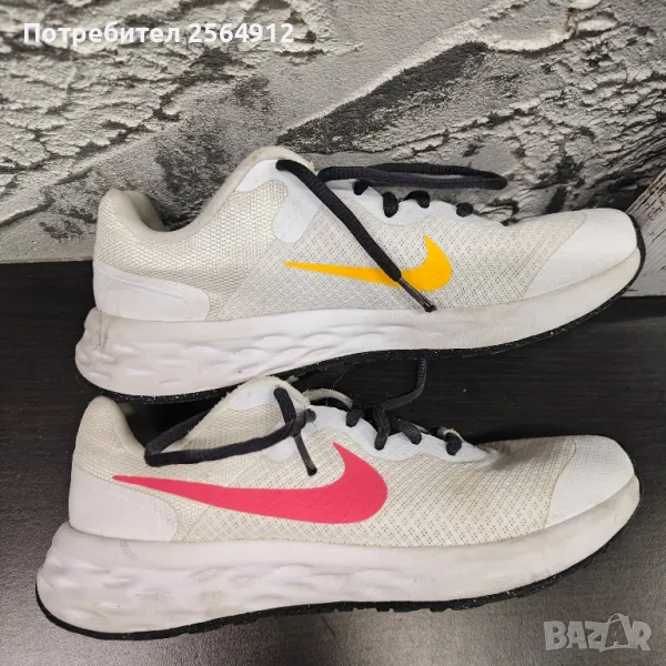 продавам детски маратонки на Найк, снимка 1