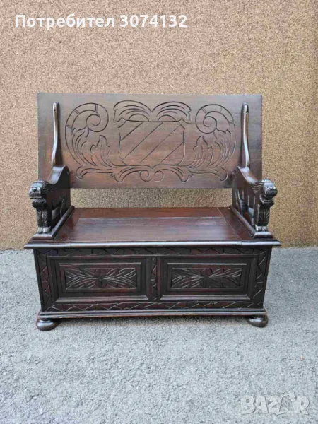 Масивна пейка с дърворезба (материал орех), снимка 1