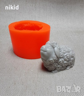 3d овца агне с вдигната глава силиконов молд форма фондан шоколад гипс сапун свещ декор, снимка 1
