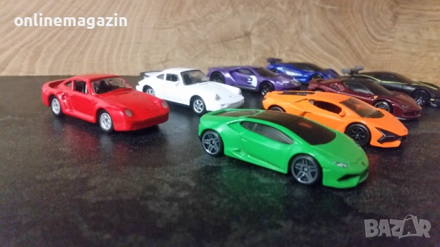 Метални колички : Ferrari,  Porshe,  Lamborghini, Austin Martin, Ford GT,  Lotus , снимка 2 - Коли, камиони, мотори, писти - 54152428