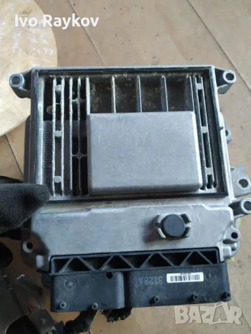 Hyundai i30 Engine ECU  39112-2B080, 39112-2B080 9030933128A0