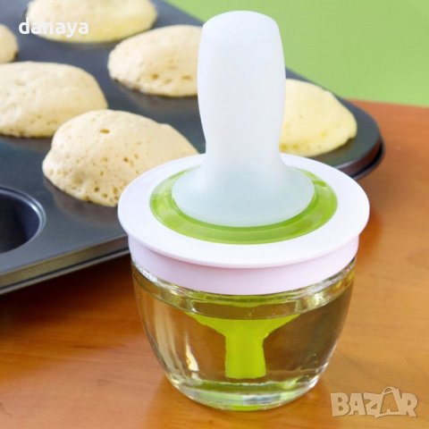 3505 Силиконова четка с дозатор за олио сосове маринати комплект за барбекю, снимка 3 - Прибори за хранене, готвене и сервиране - 39445529