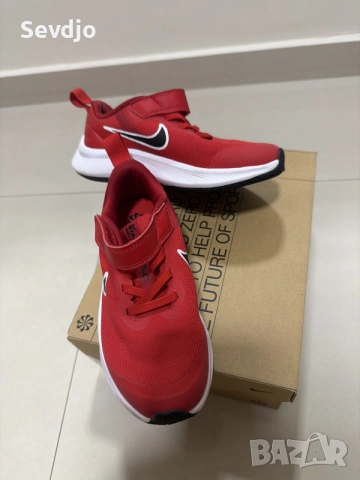 Детски маратонки NIKE (29,5), снимка 2 - Детски маратонки - 56238187