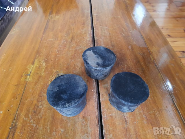 Стари тапи,запушалки за дамаджана, снимка 2 - Други ценни предмети - 38912956