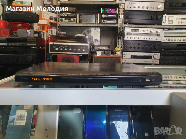 ДВД / DVD Elite PV-4000USB Работи, добър външен вид. Има USB. Няма дистанционно.