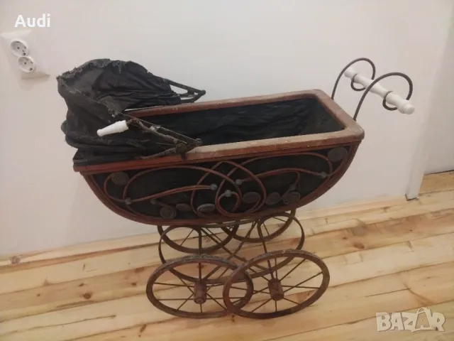 Винтидж ретро количка за кукли Викториански стил Ръчно изработена от естествени материали. , снимка 10 - Антикварни и старинни предмети - 49667702