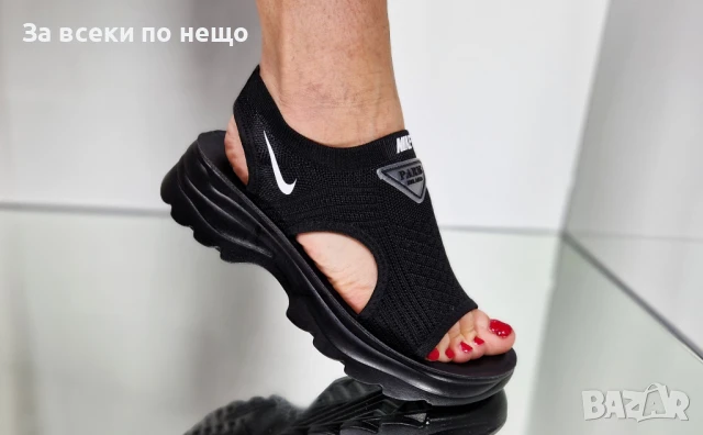 Nike Дамски Сандали Найк От 36 До 41 Номер - Бели Или Черни Код P822, снимка 4 - Сандали - 50830445