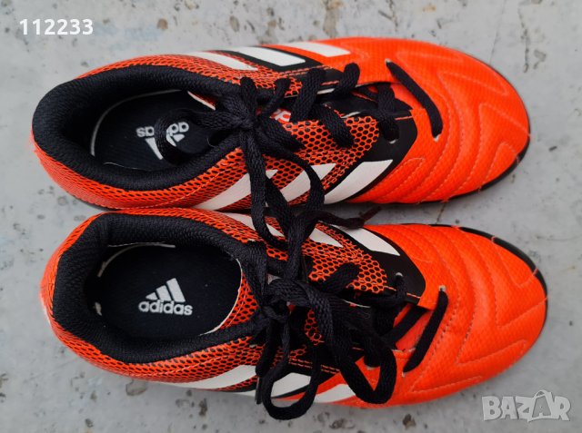 Adidas футболни обувки 30 номер, снимка 4 - Детски маратонки - 30647831