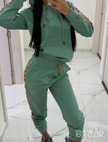 дамски екипи guess суичър и долнище , снимка 6 - Спортни екипи - 51826715