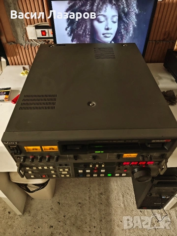 Видео рекордер SONY PVW-2800P BETACAM SP , снимка 2 - Друга електроника - 54136057