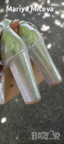 Продавам дамски  официални  обувки, снимка 2 - Дамски обувки на ток - 51540013