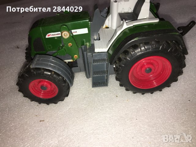 продавам макети на трактори играчки, снимка 5 - Други ценни предмети - 30425962