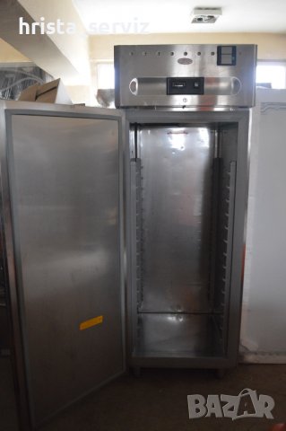 Хладилен шкаф , снимка 2 - Хладилни витрини и фризери - 39457505