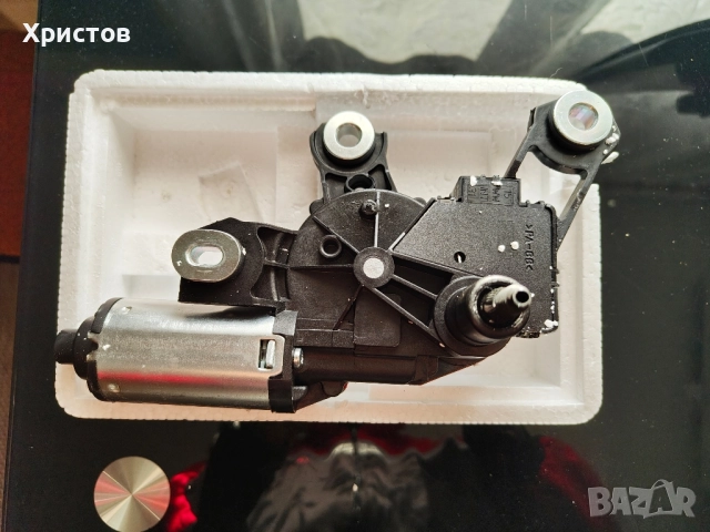 Моторче за задна чистачка за Audi A4 b8 комби (Avant), снимка 5 - Части - 52174440