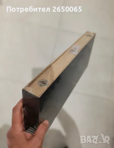 Бели и черни стенни етажерки 40/17/4см., снимка 5 - Етажерки - 48598109