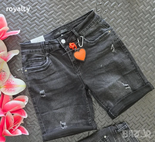 Дамски дънкови панталонки , снимка 3 - Къси панталони и бермуди - 50937187