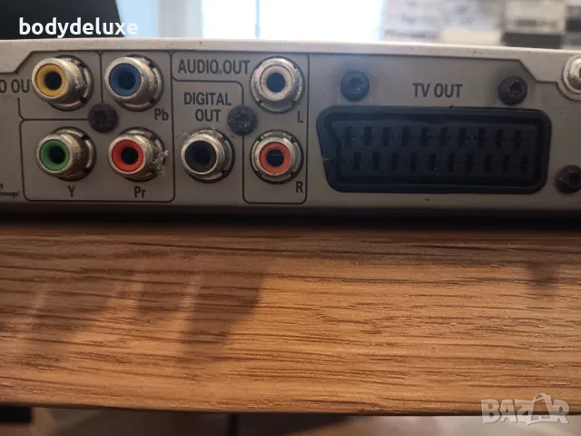 PHILIPS DVP3010/02 DVD компакт диск плейър, снимка 3 - Плейъри, домашно кино, прожектори - 47279688