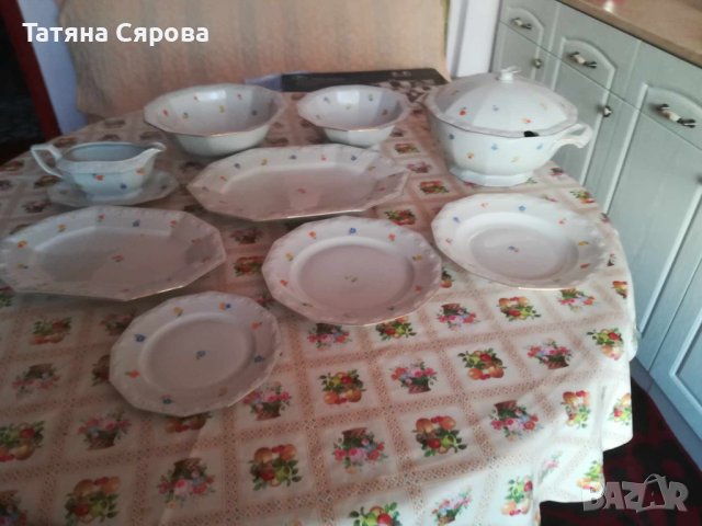 Сервиз за хранене за 12 души