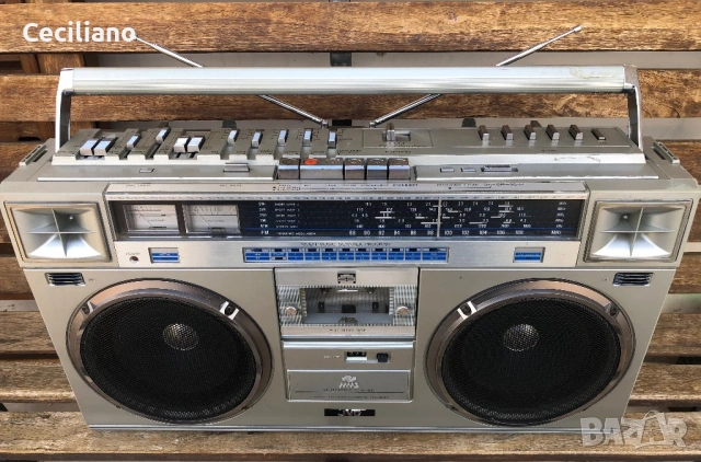 Радиокасетофон  JVC RC M-70 -Работещ