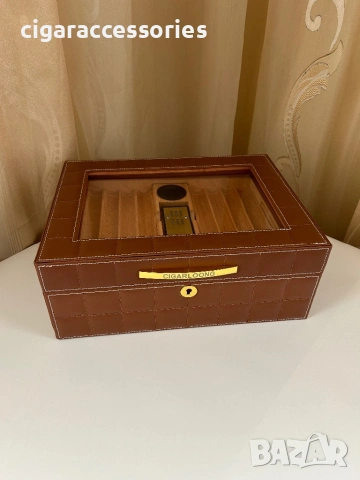 Хумидор за 50 пури – кедър, кожа, стъкло, дигитален хигрометър, снимка 2 - Табакери - 54061129