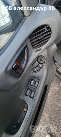 Хюндай Сантафе 2.7 V6 На Части, снимка 10 - Автомобили и джипове - 39593956