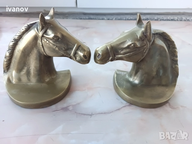 Бронзови подпори за книги- коне, снимка 7 - Антикварни и старинни предмети - 51724407
