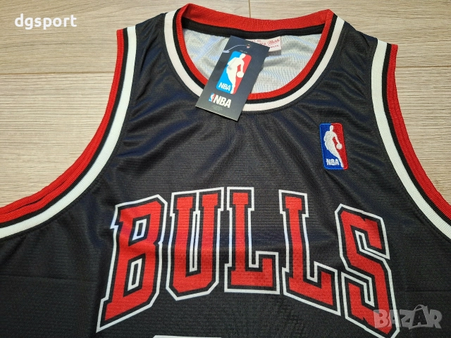 Баскетболен потник на Майкъл Джордан #Чикаго Булс #23# Mitchell&Ness!, снимка 3 - Баскетбол - 52572447