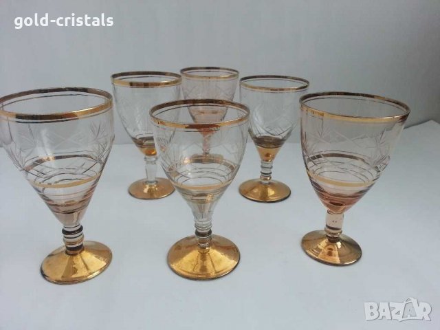 Ретро стъклени чаши с позлата гравирани 