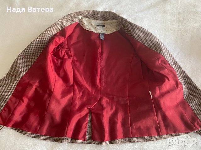 Елегантно сако ZARA за 11-12 год. момиче, снимка 3 - Детски ризи - 31438836